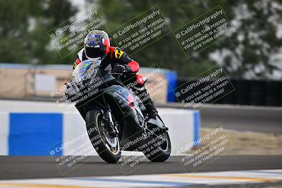 media/Apr-18-2025-TrackDaz (Fri) [[45f5874c44]]/B Group/Session 4 (Turn 6 - Outside)/